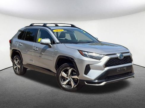 Used 2023 Toyota RAV4 SE w/ Weather & Moonroof Package AWD/4WD image 2