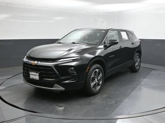 Used 2025 Chevrolet Blazer LT FWD video 1