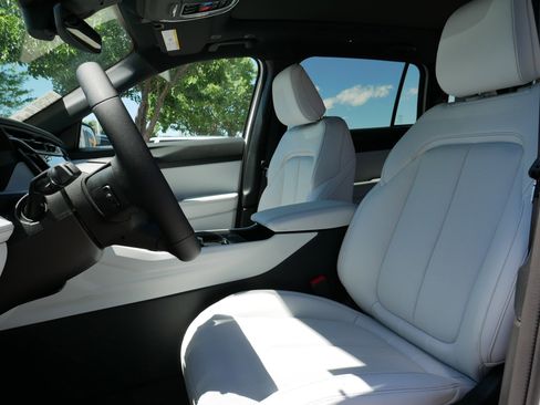 New 2026 Jeep Cherokee Limited AWD/4WD image 9