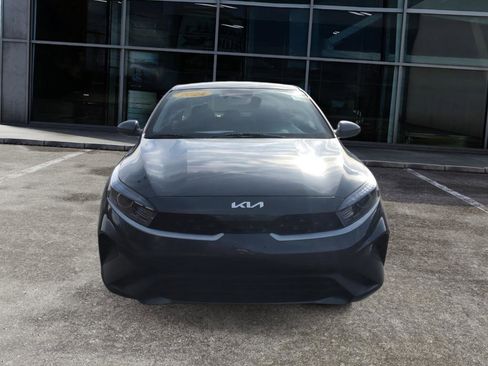 Used 2024 Kia Forte LXS image 2