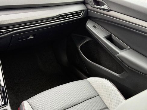 New 2026 Volkswagen GTI Autobahn image 9