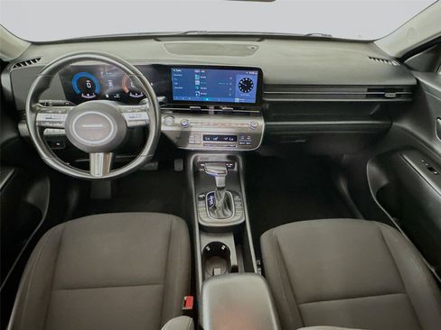 Used 2024 Hyundai Kona SEL AWD/4WD image 29
