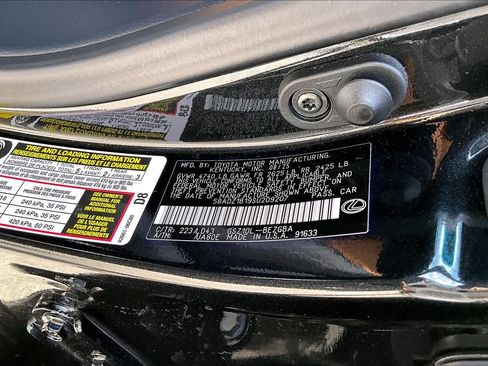 Used 2025 Lexus ES 350 w/ Premium Package FWD image 35
