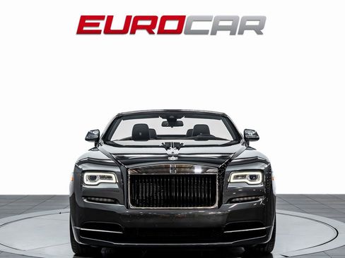 Used 2019 Rolls-Royce Dawn image 10