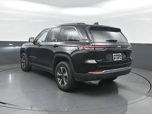 Used 2022 Jeep Grand Cherokee Limited 4xe w/ Luxury Tech Group II AWD/4WD image 31