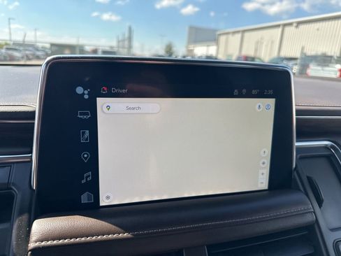 Used 2022 Chevrolet Tahoe LT w/ Luxury Package image 26