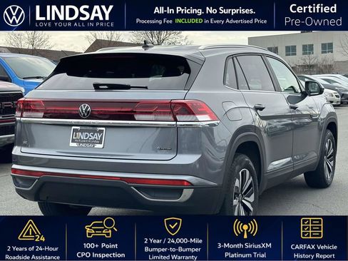 Used 2024 Volkswagen Atlas Cross Sport SE image 8