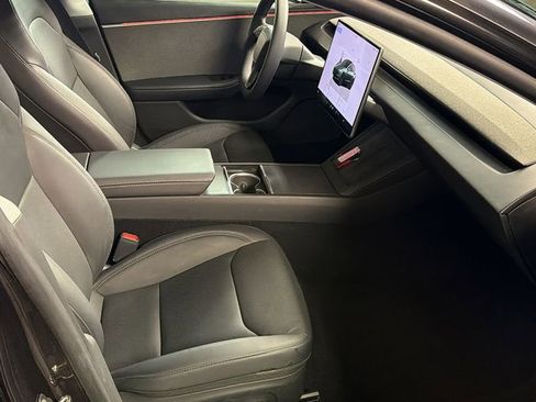Used 2025 Tesla Model 3 Long Range image 9