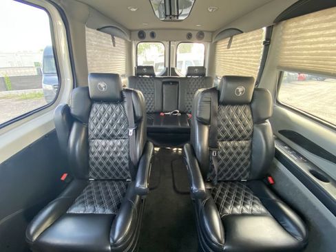 Used 2024 Mercedes-Benz Sprinter 2500 image 17