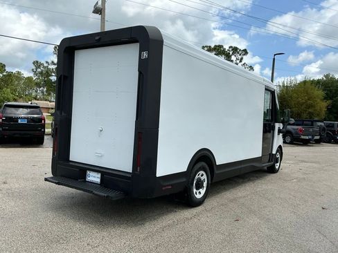 Used 2024 Chevrolet Brightdrop 600 w/ Commercial Equipment Package AWD/4WD image 7