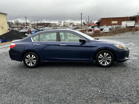 Used 2013 Honda Accord LX image 9