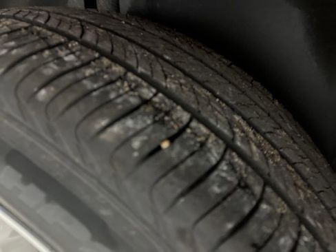 Used 2025 Chevrolet Trax LT w/ LT Convenience Package image 41