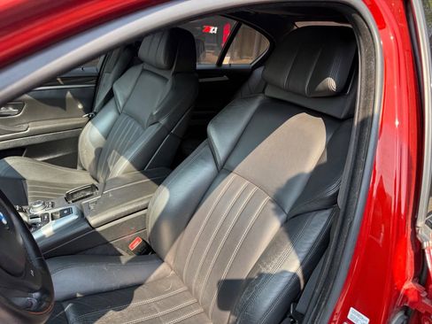 Used 2013 BMW M5 image 52