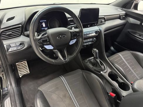 Used 2022 Hyundai Veloster N FWD image 2