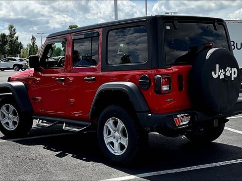 Used 2022 Jeep Wrangler Unlimited Sport AWD/4WD image 3