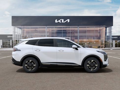 New 2026 Kia Sportage LX w/ LX Convenience Package FWD image 7