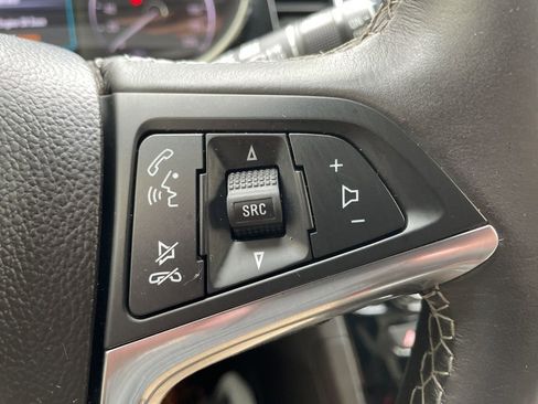 Used 2018 Buick Encore Preferred image 13