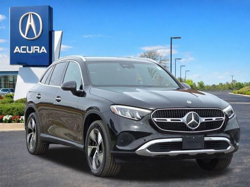 Used 2023 Mercedes-Benz GLC 300 4MATIC image 6