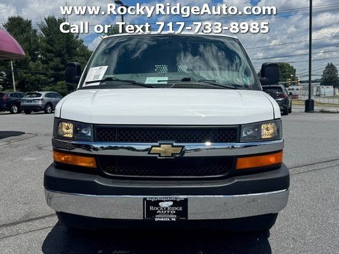 Used 2024 Chevrolet Express 2500 w/ Driver Convenience Package RWD image 2