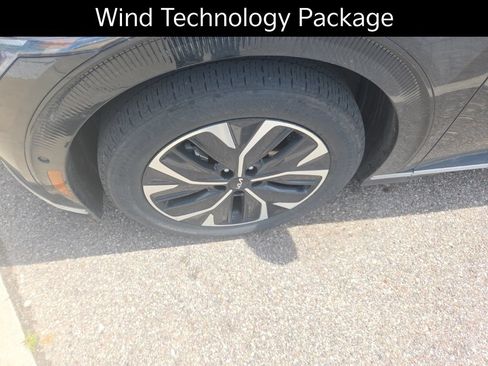 Used 2023 Kia EV6 Wind w/ Wind Technology Package AWD/4WD image 9