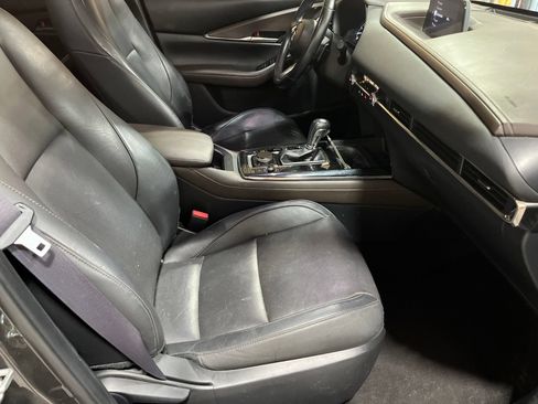 Used 2021 MAZDA CX-30 AWD 2.5 S w/ Premium Package image 16