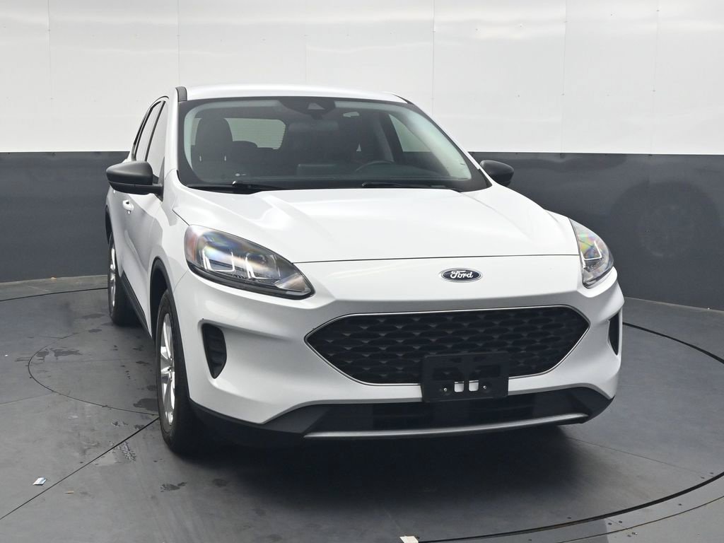Used 2022 Ford Escape SE w/ Convenience Package FWD image 13