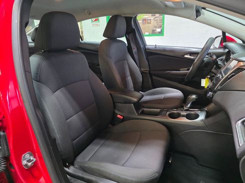 Used 2016 Chevrolet Cruze LT FWD image 22