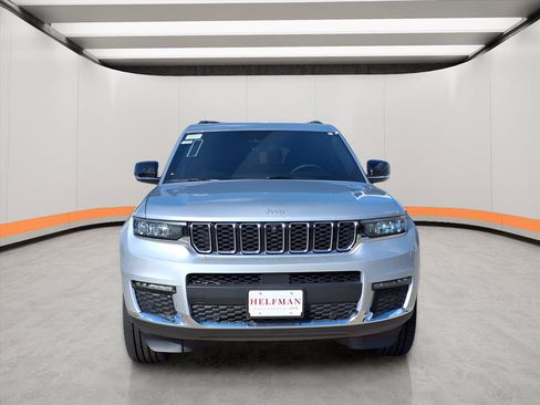 New 2025 Jeep Grand Cherokee L Limited w/ Luxury Tech Group II AWD/4WD image 2