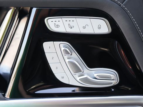 Certified 2024 Mercedes-Benz G 63 AMG 4MATIC image 18