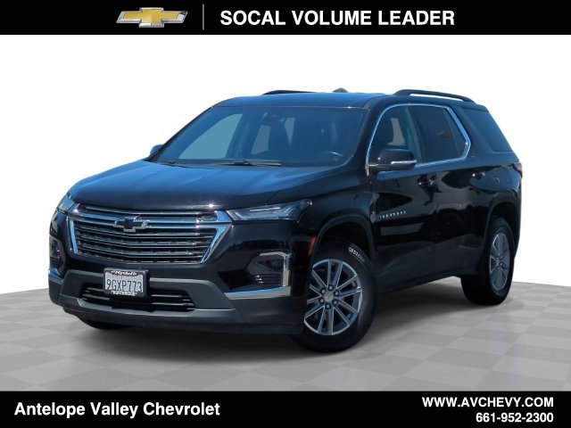 Used 2023 Chevrolet Traverse LT w/ LPO, Cargo Package FWD image 1