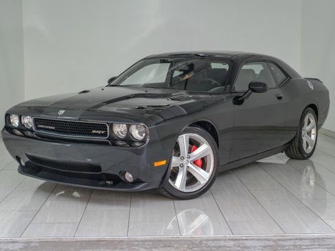 Used 2008 Dodge Challenger SRT8 image 4