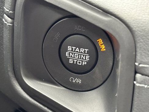 New 2026 Jeep Gladiator Mojave w/ Safety Group AWD/4WD image 25