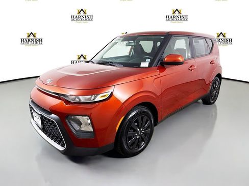 Used 2020 Kia Soul LX FWD image 3