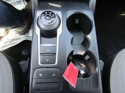 Used 2022 Ford Escape SE w/ Convenience Package FWD image 15