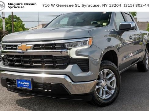Used 2024 Chevrolet Silverado 1500 LT AWD/4WD image 1