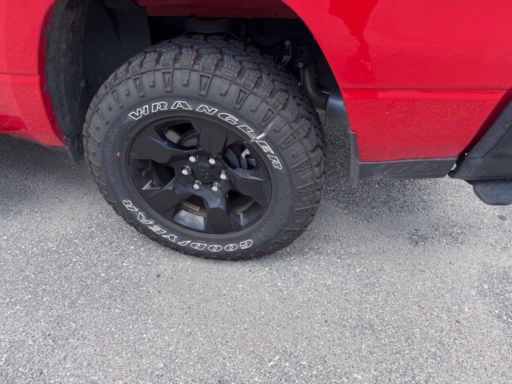Used 2025 RAM 1500 Warlock AWD/4WD image 8