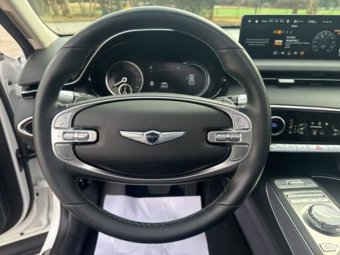 Certified 2022 Genesis GV70 2.5T w/ Advanced Package image 15