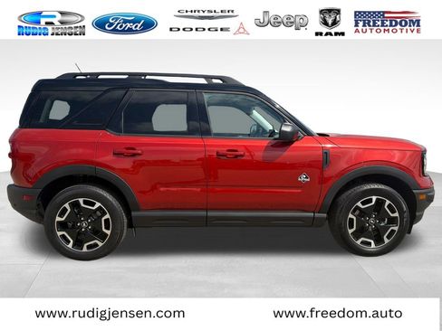 Used 2024 Ford Bronco Sport Outer Banks w/ Tech Package AWD/4WD image 6