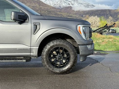 Used 2021 Ford F150 Lariat w/ Equipment Group 502A High AWD/4WD image 3