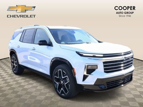 New 2026 Chevrolet Traverse High Country image 1