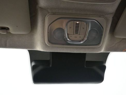 Used 2025 RAM ProMaster 2500 w/ Convenience Group image 18