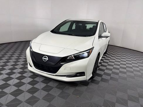 Used 2024 Nissan Leaf SV Plus FWD image 6