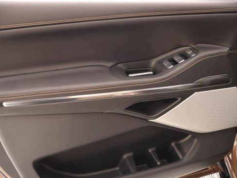 New 2026 Lincoln Navigator Black Label AWD/4WD image 18