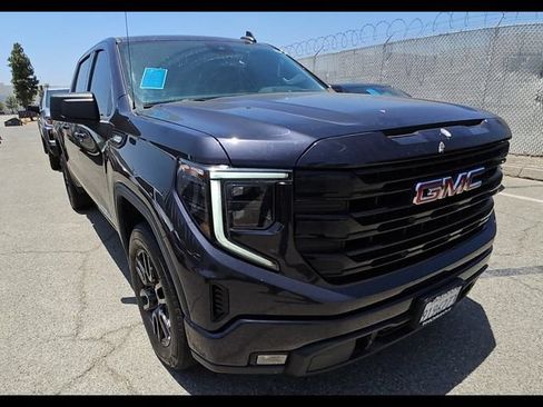 Used 2024 GMC Sierra 1500 Elevation AWD/4WD image 2