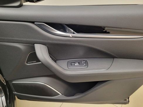 Used 2023 Maserati Levante GT image 48