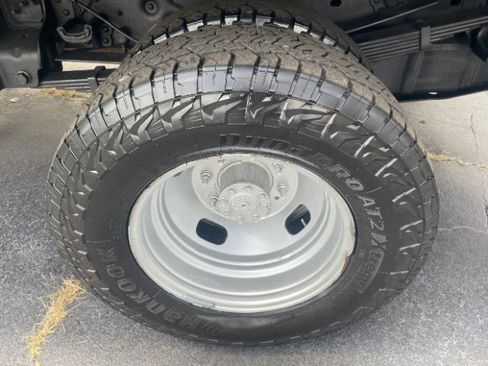 Used 2010 Ford F350 XL RWD image 20