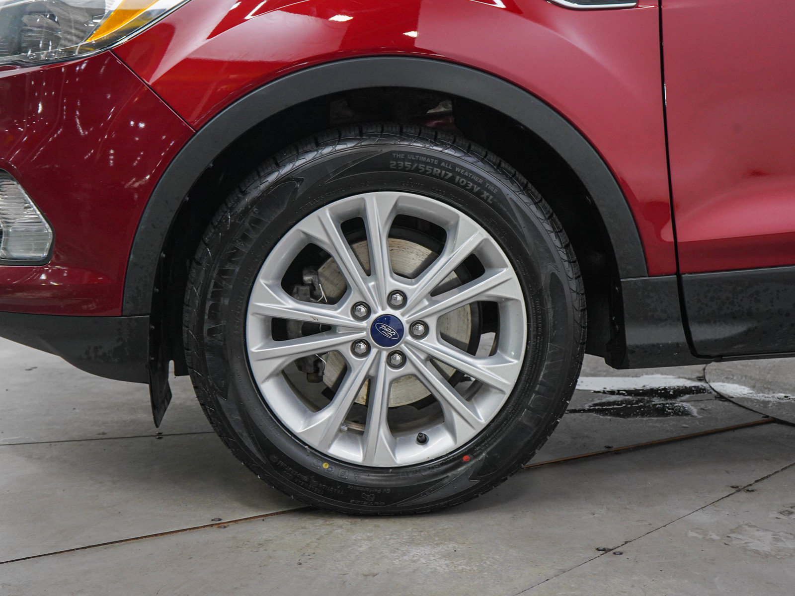 Used 2017 Ford Escape SE w/ SE Cold Weather Package FWD image 29