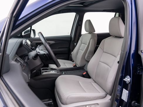 Used 2023 Honda Passport EX-L image 14