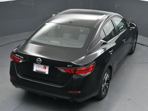 Certified 2022 Nissan Sentra SV image 32