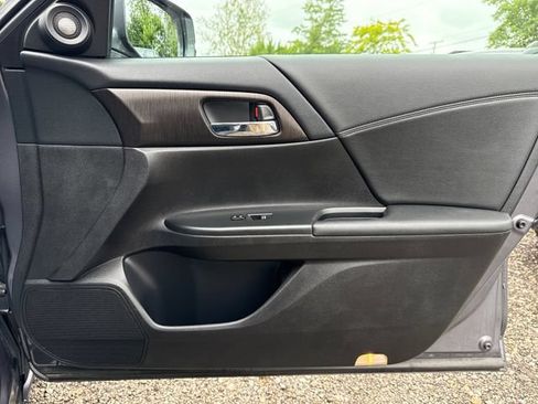 Used 2013 Honda Accord EX-L image 25